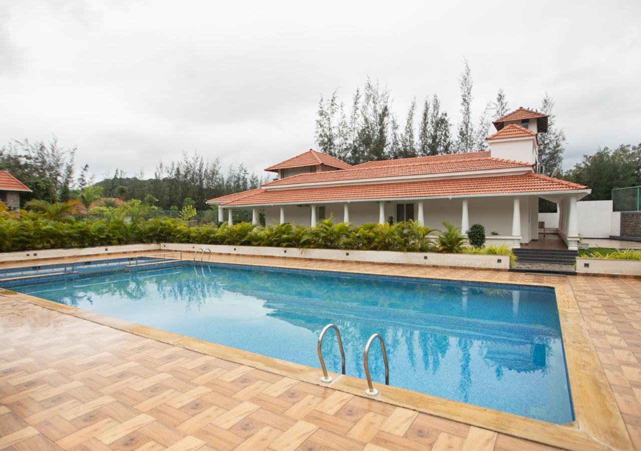 Sr Jungle Resort Coimbatore Eksteriør billede