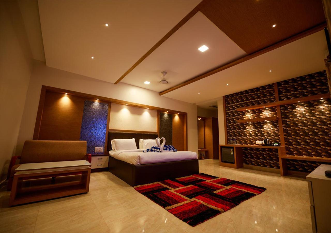 Sr Jungle Resort Coimbatore Eksteriør billede
