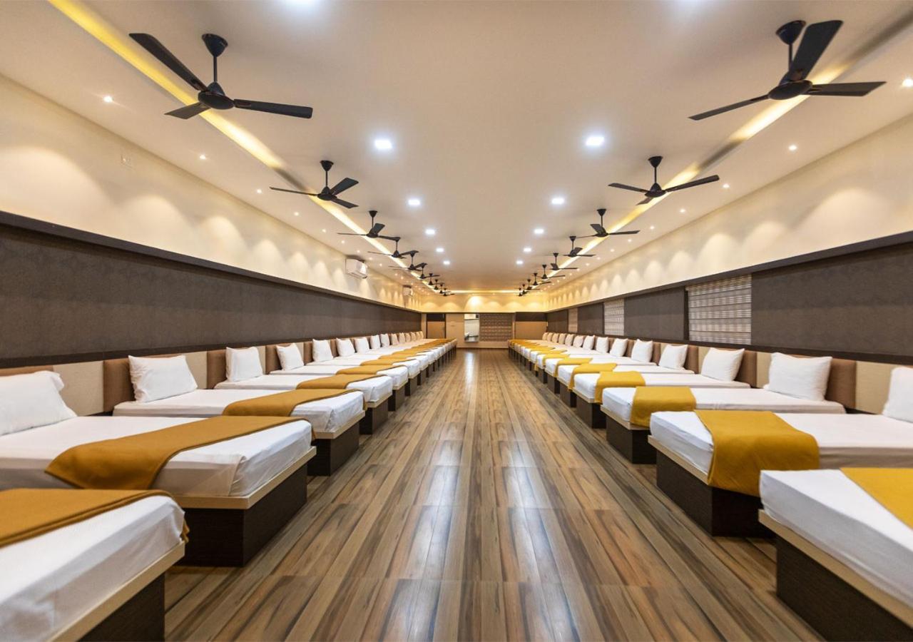 Sr Jungle Resort Coimbatore Eksteriør billede