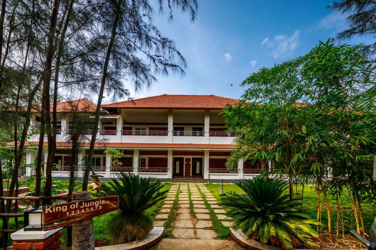 Sr Jungle Resort Coimbatore Eksteriør billede